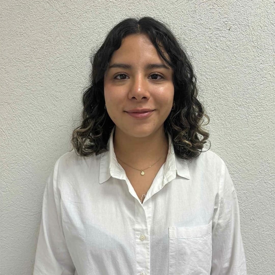 Atzirhi Flores Macias